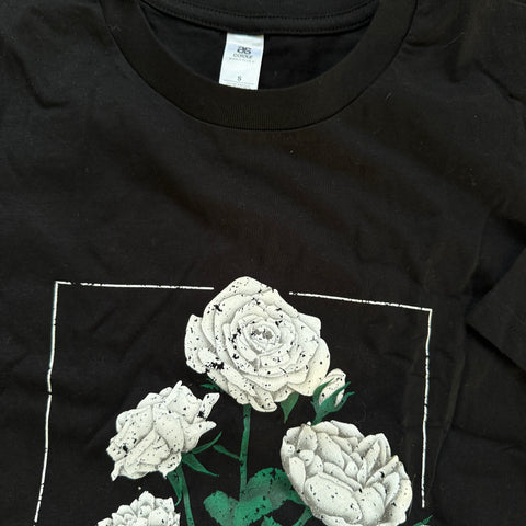 THE MUM UNIFORM - Black Rose Tee - S