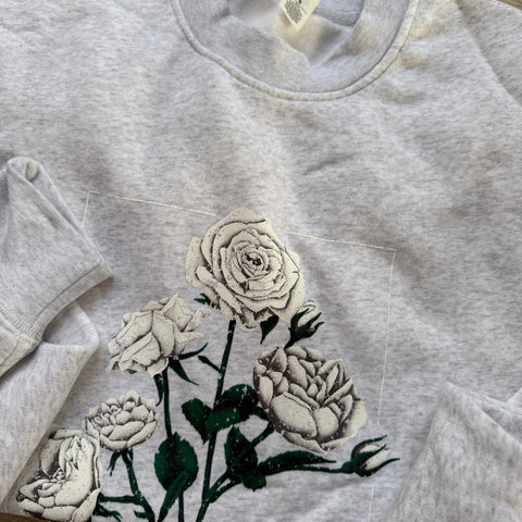 THE MUM UNIFORM - White Crew/White Rose Print - S